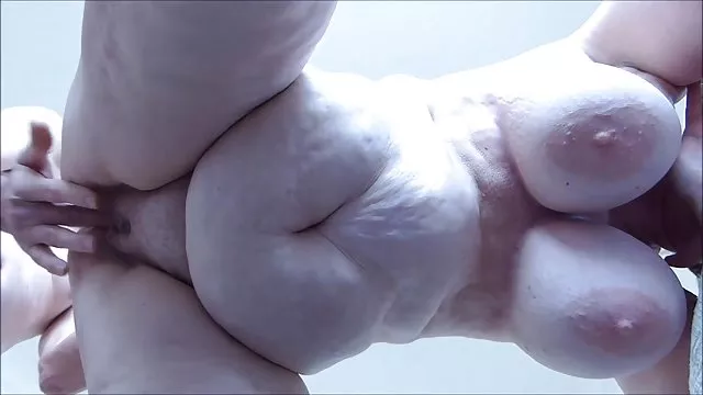 XXX hiçbir kayıt Boğazını yasli sikis sıcak sarışın gets fucked