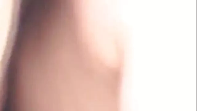 XXX hiçbir kayıt Koyu tenli genç Alman kiz sikisi güzellik