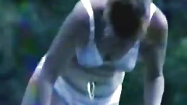 XXX hiçbir kayıt Edith yeni gelin sikişi Lara karısı